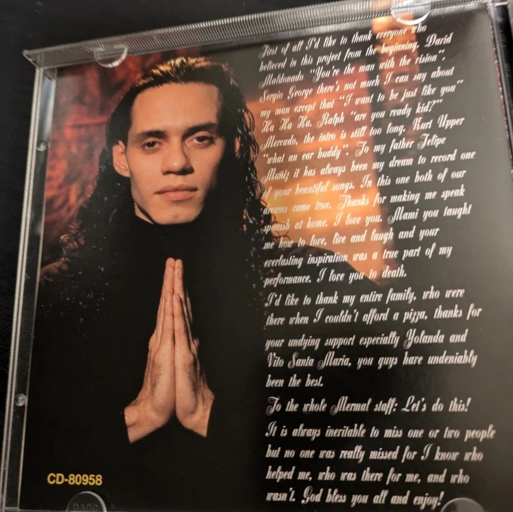 Sony CD - Marc Anthony Otra Nota - Black and Red